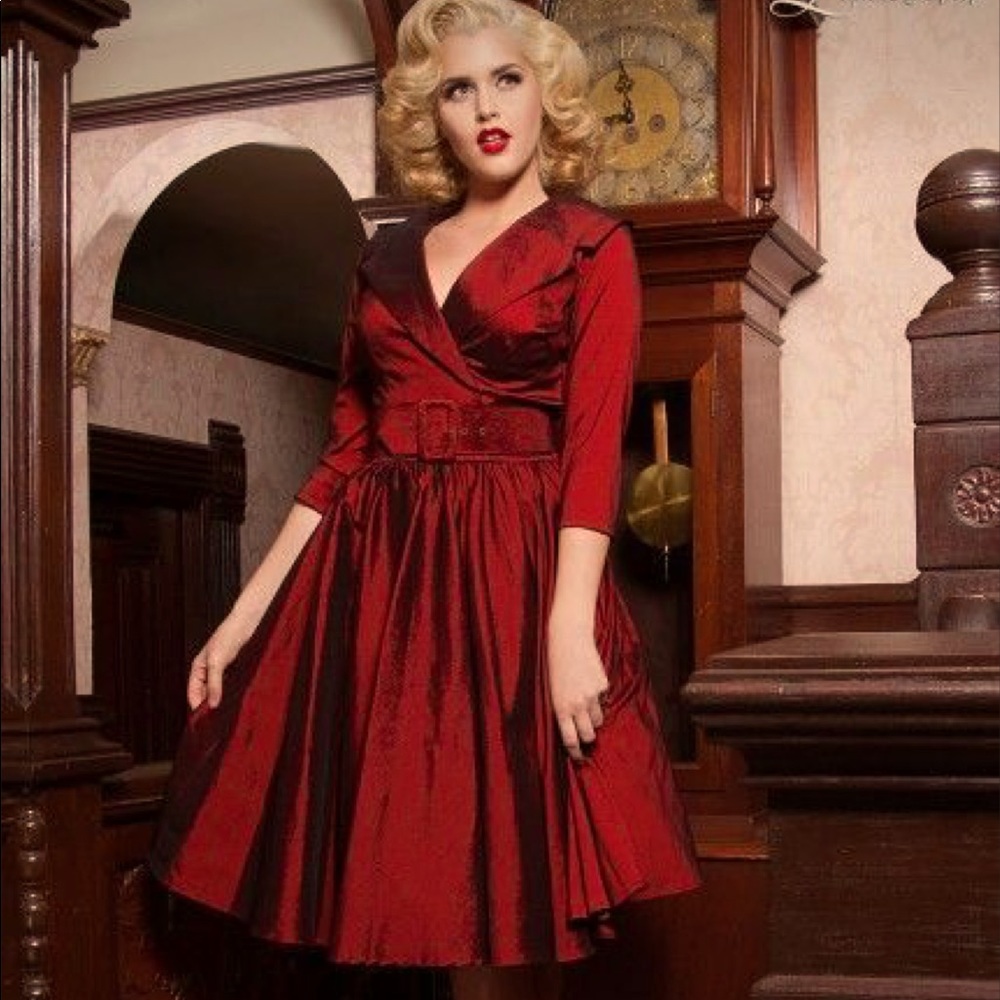 Pinup couture red dress NWT